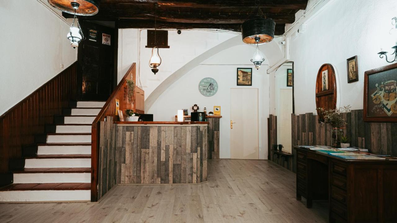 Hostal La Premsa Arenys de Mar Exterior foto